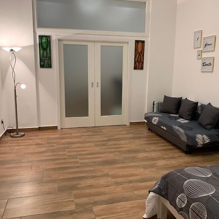 Apartmán I Gironi Di Dante Neapol Exteriér fotografie