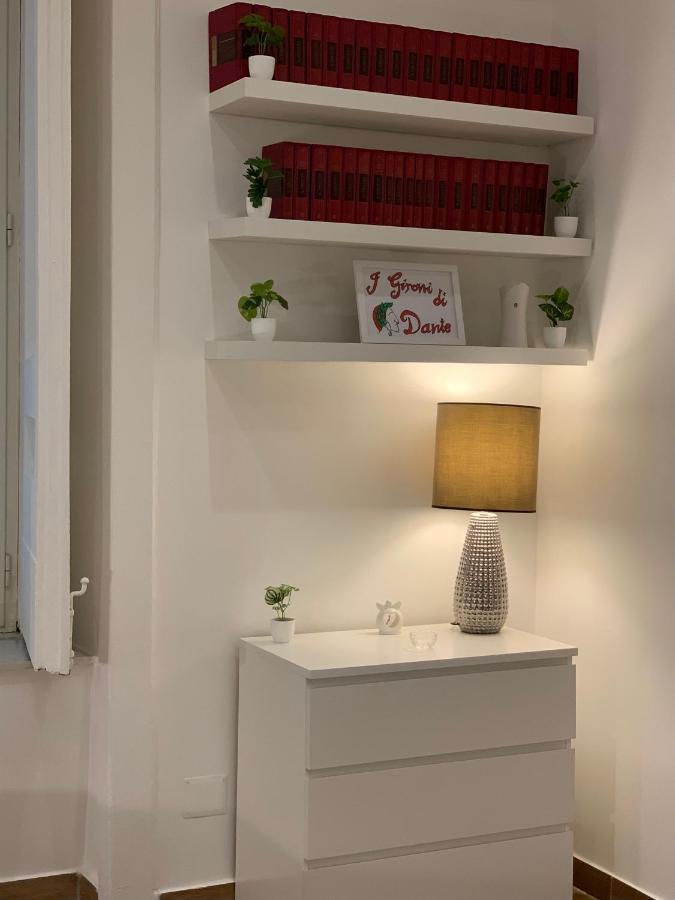 Apartmán I Gironi Di Dante Neapol Exteriér fotografie