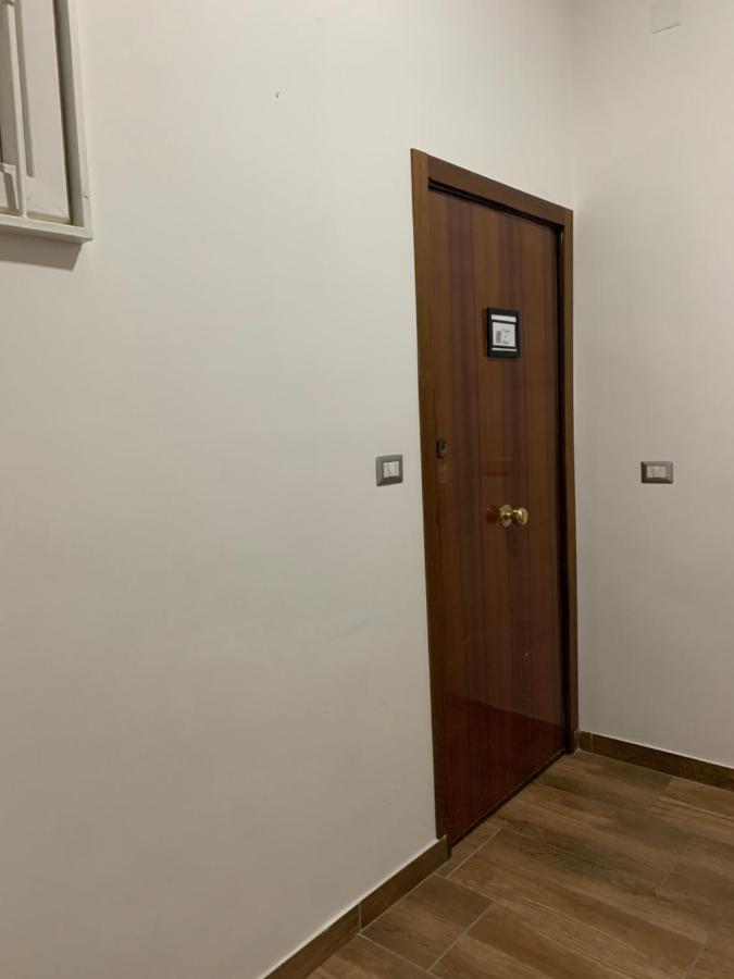 Apartmán I Gironi Di Dante Neapol Exteriér fotografie